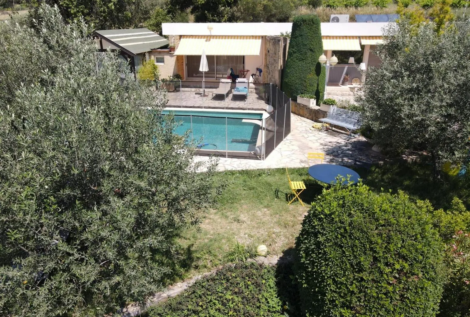 La Villa Des Poetes Nyons 0*,  Fransa