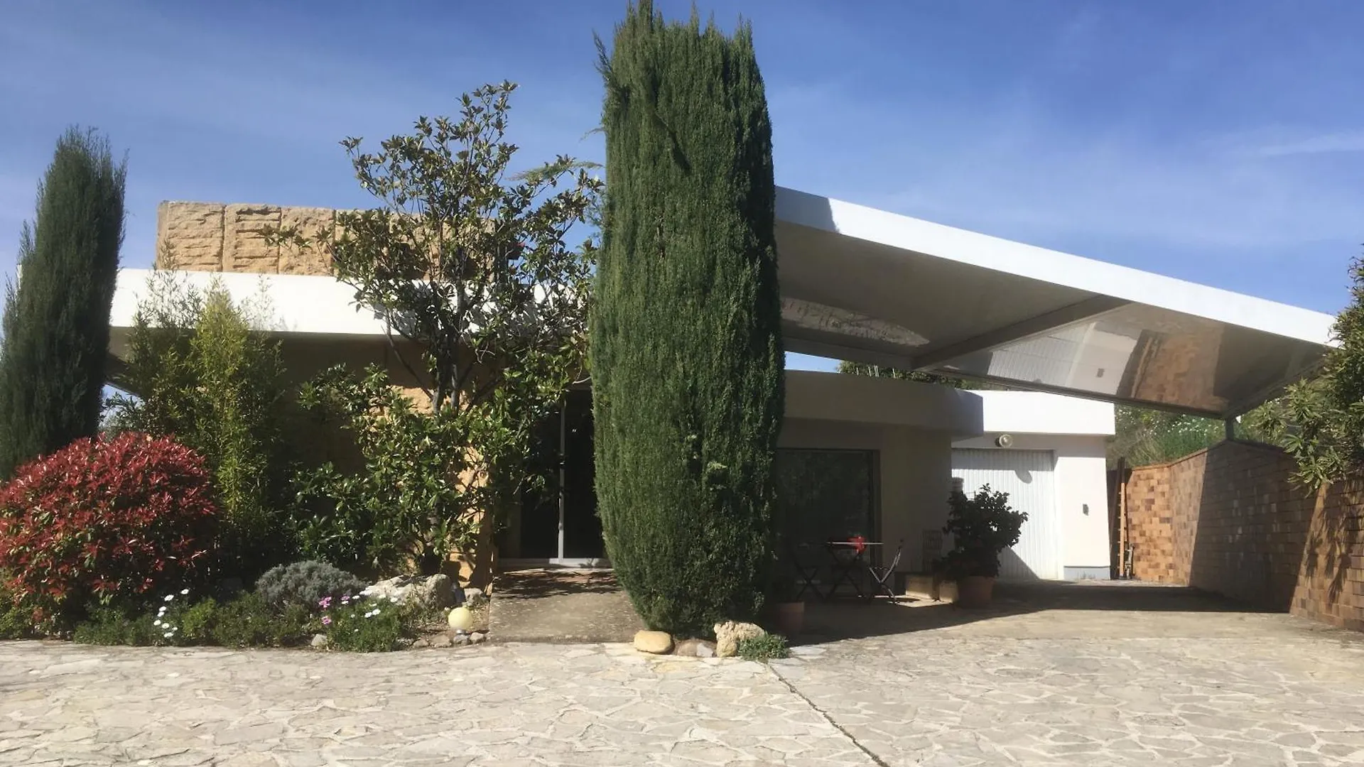 Oda ve Kahvaltı La Villa Des Poetes Nyons Fransa